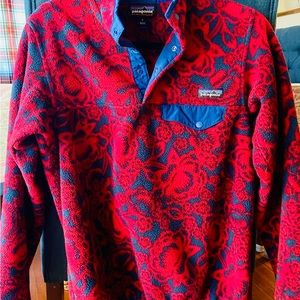 Patagonia women’s synchilla sweatshirt (rare)